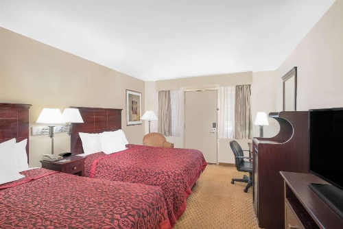 Days Inn by Wyndham Springfield/Phil.Intl Airport image 8